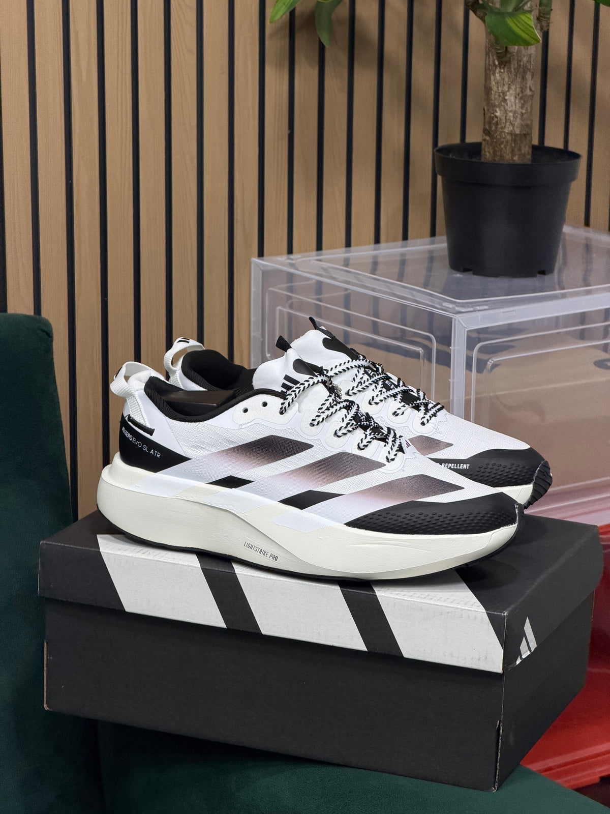 ADIZERO EVO ATR