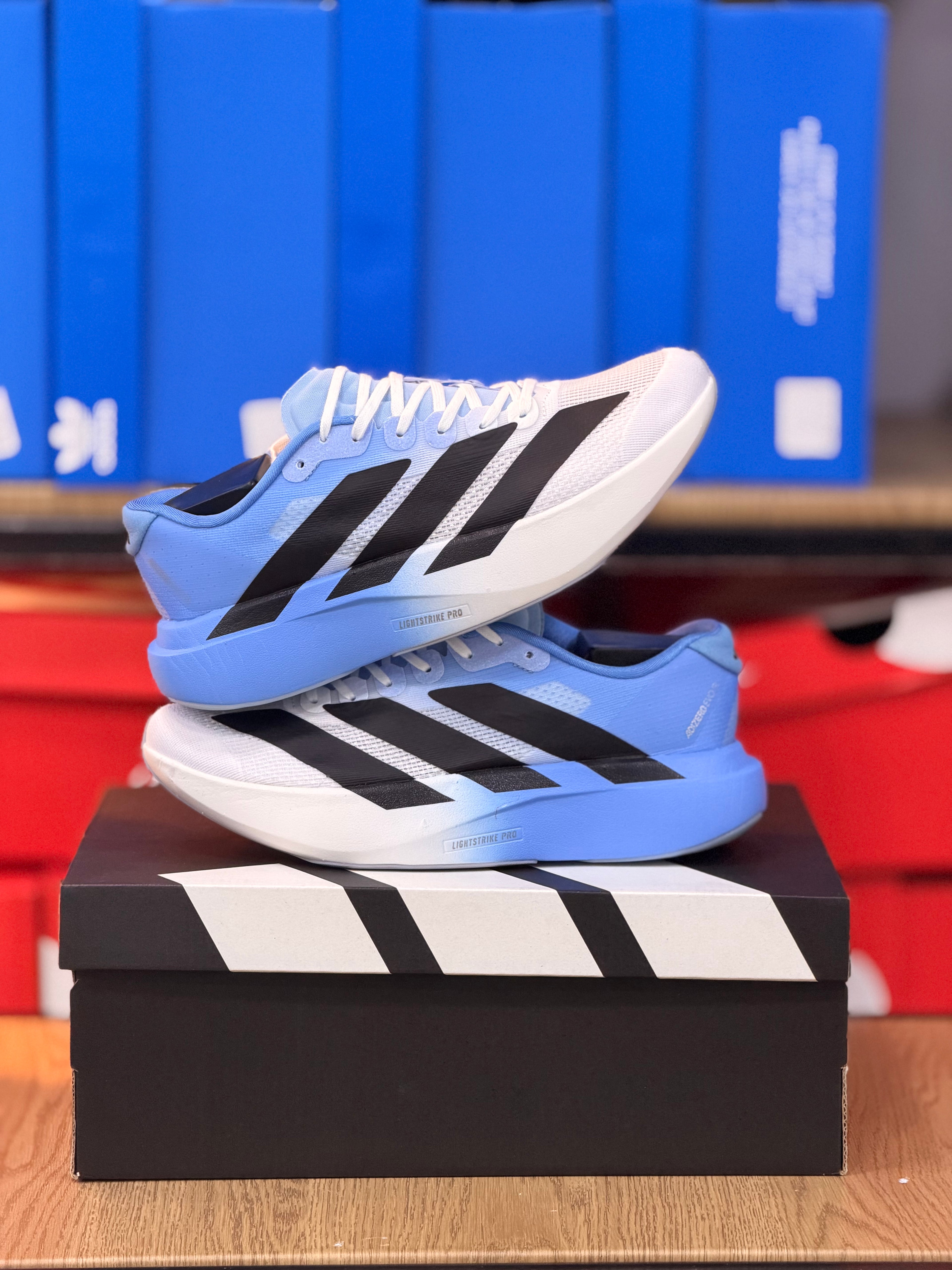 ADIZERO SL