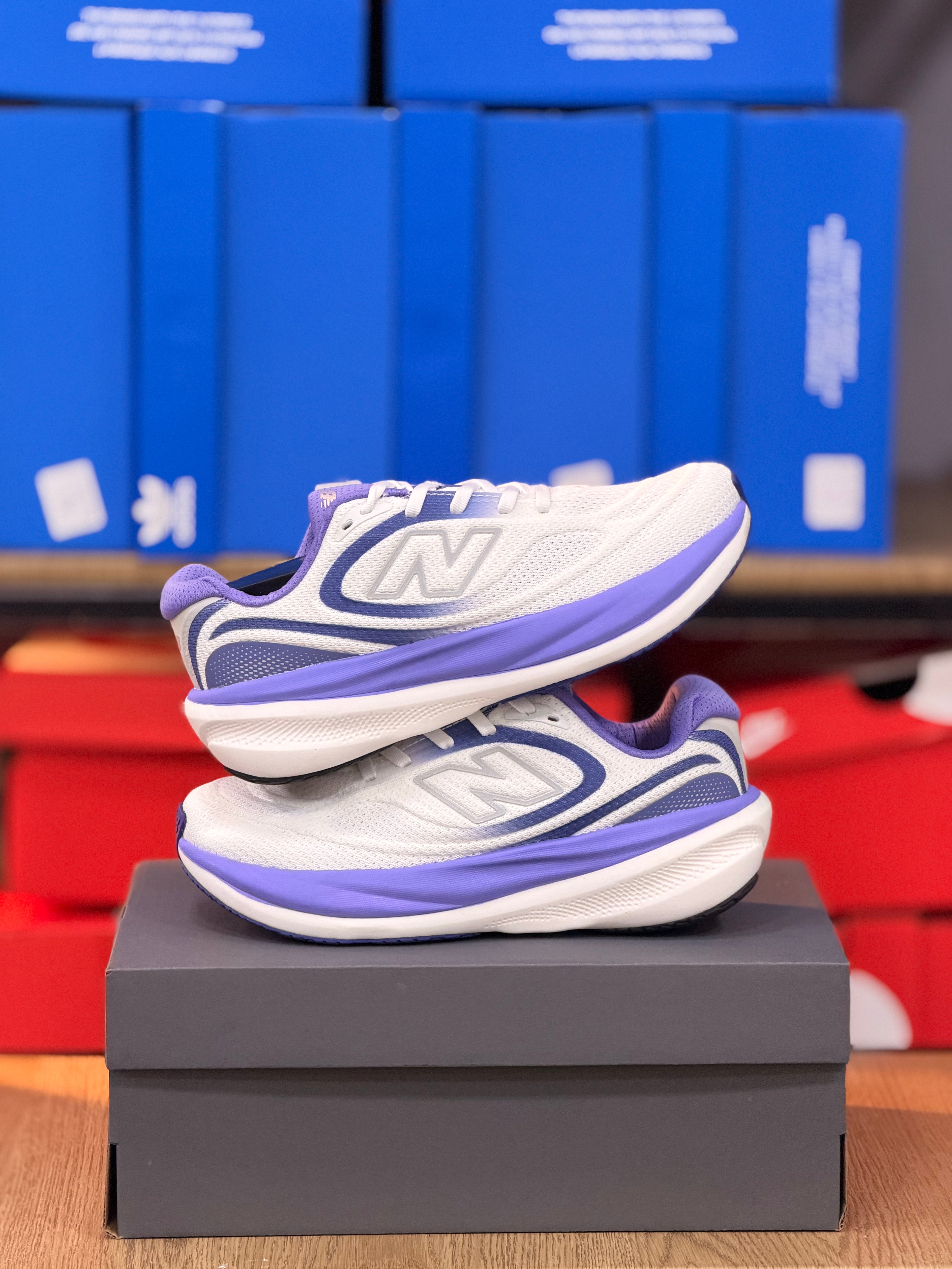 NEW BALANCE