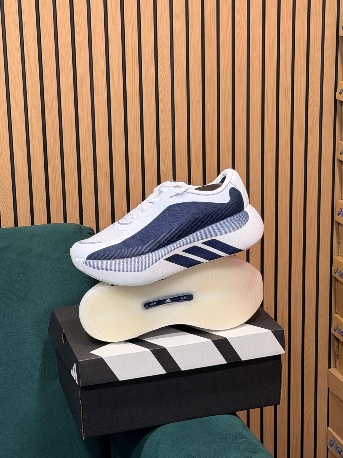 ADIDAS HYPERBOOTS