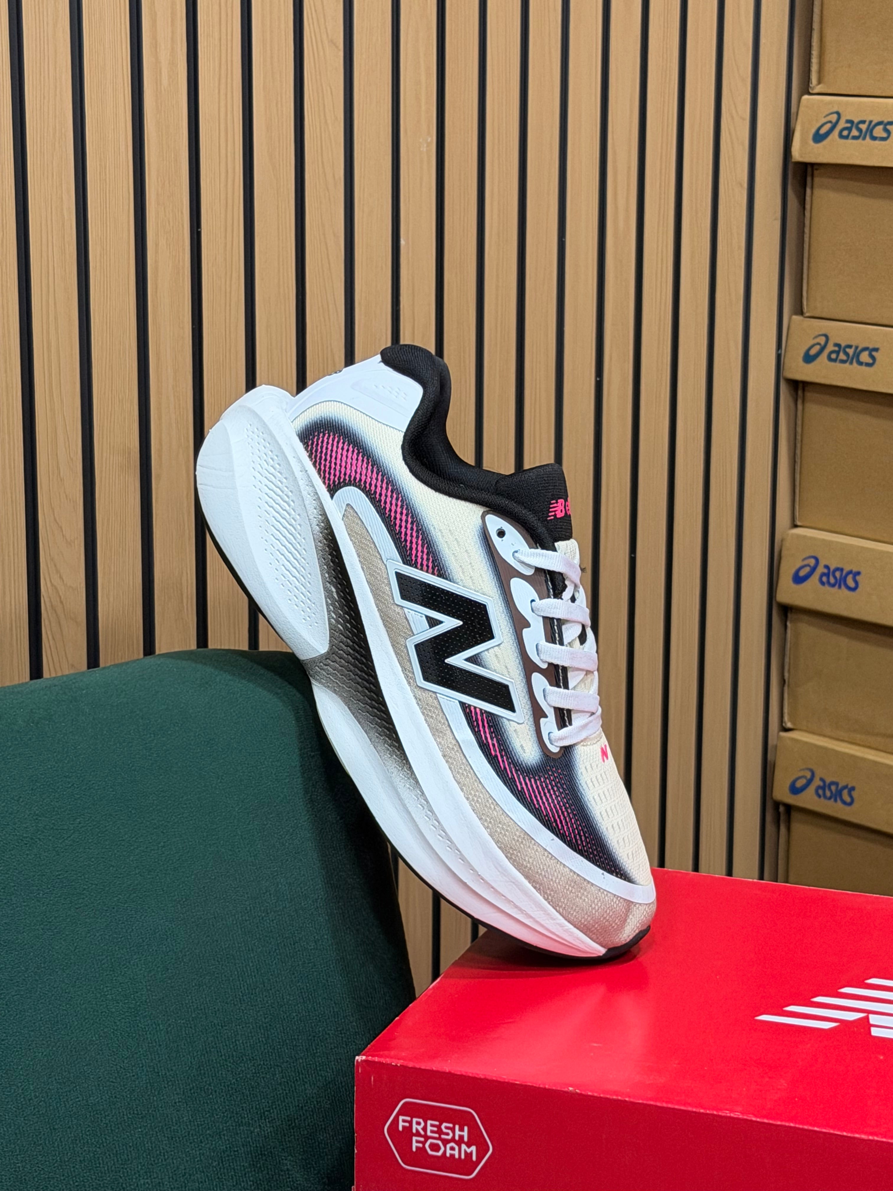 NEW BALANCE ELLIPSE