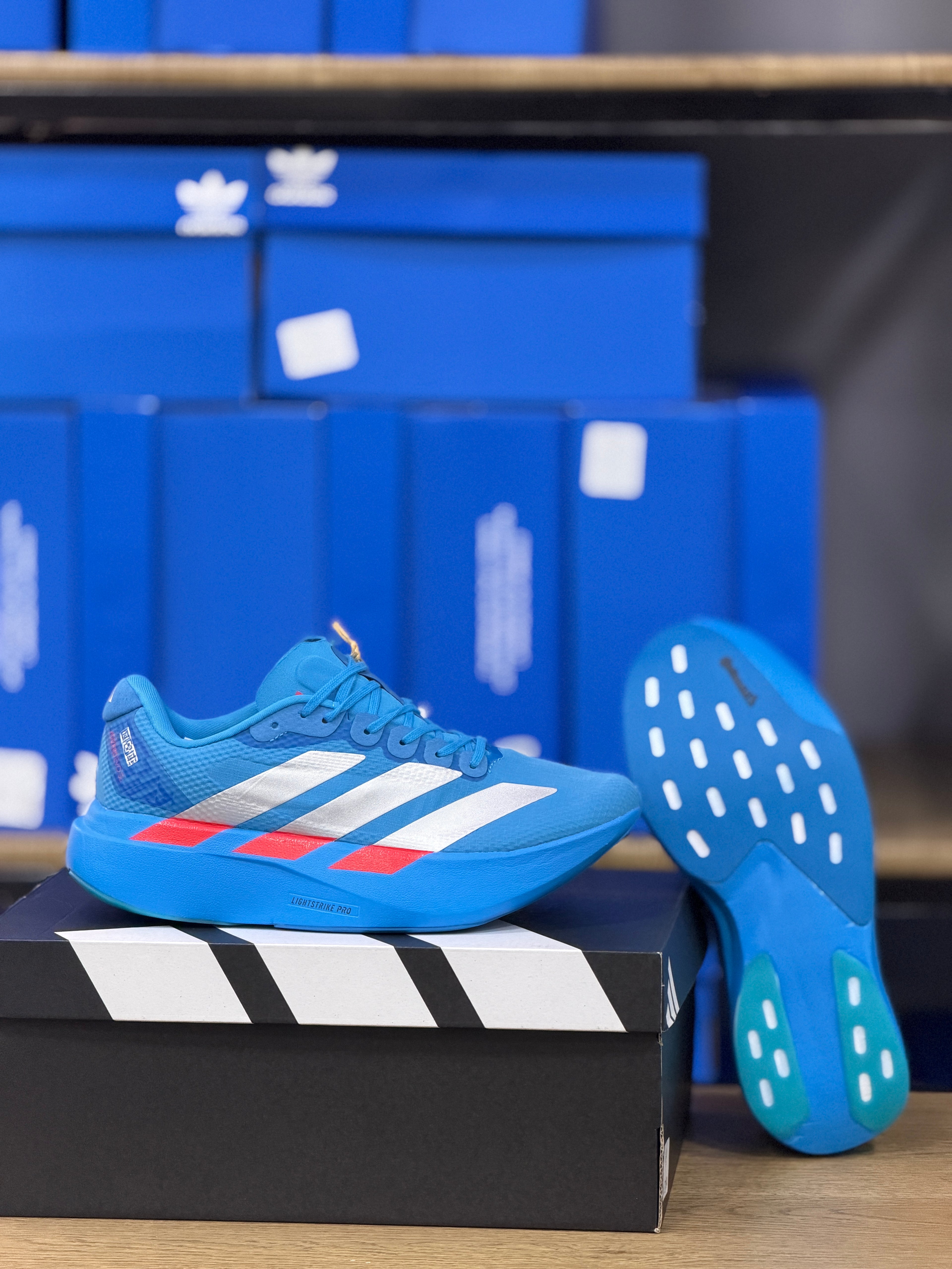 ADIZERO EVO SL