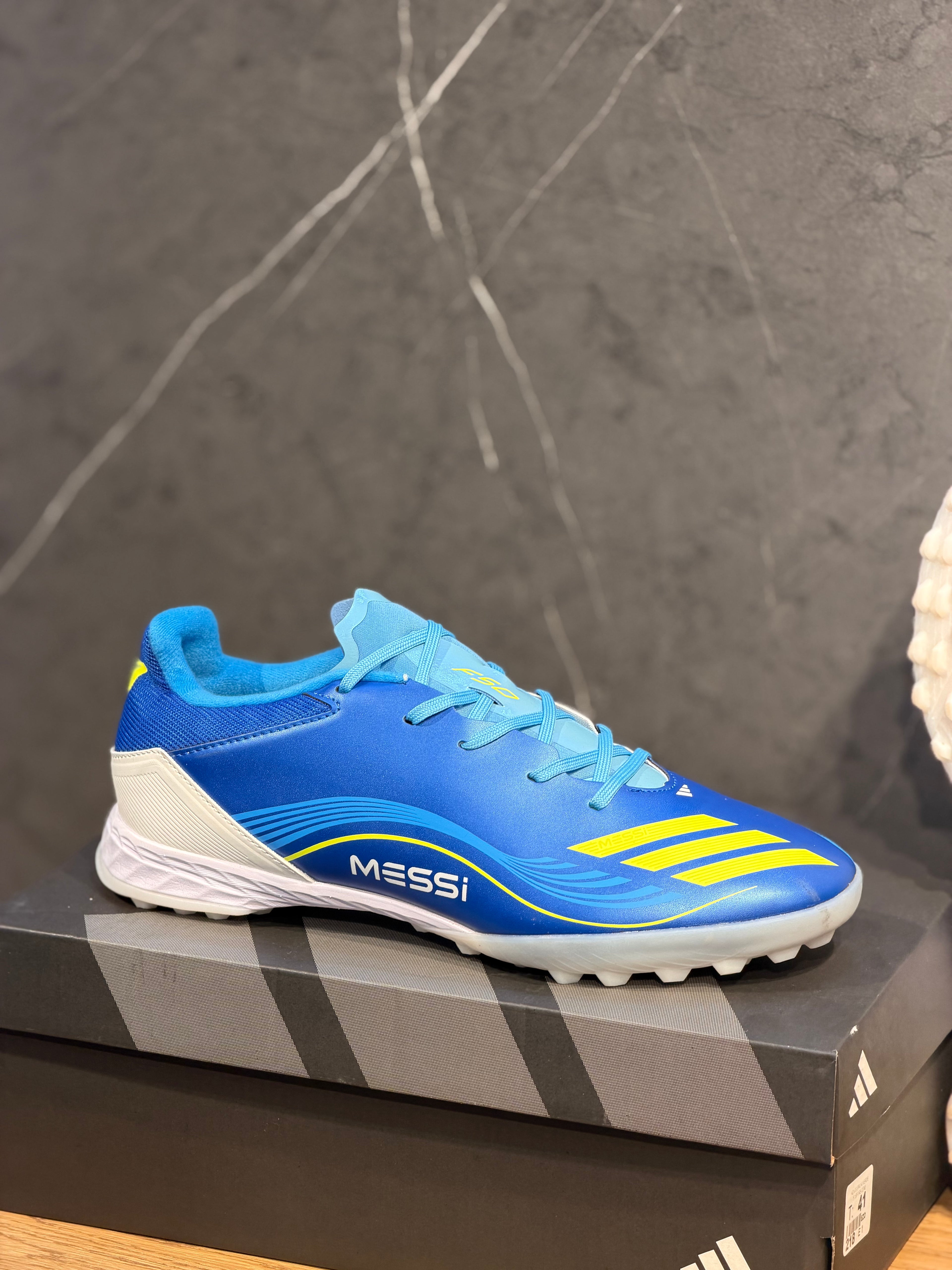 ADIDAS TORRETIN GAMA MEDIA