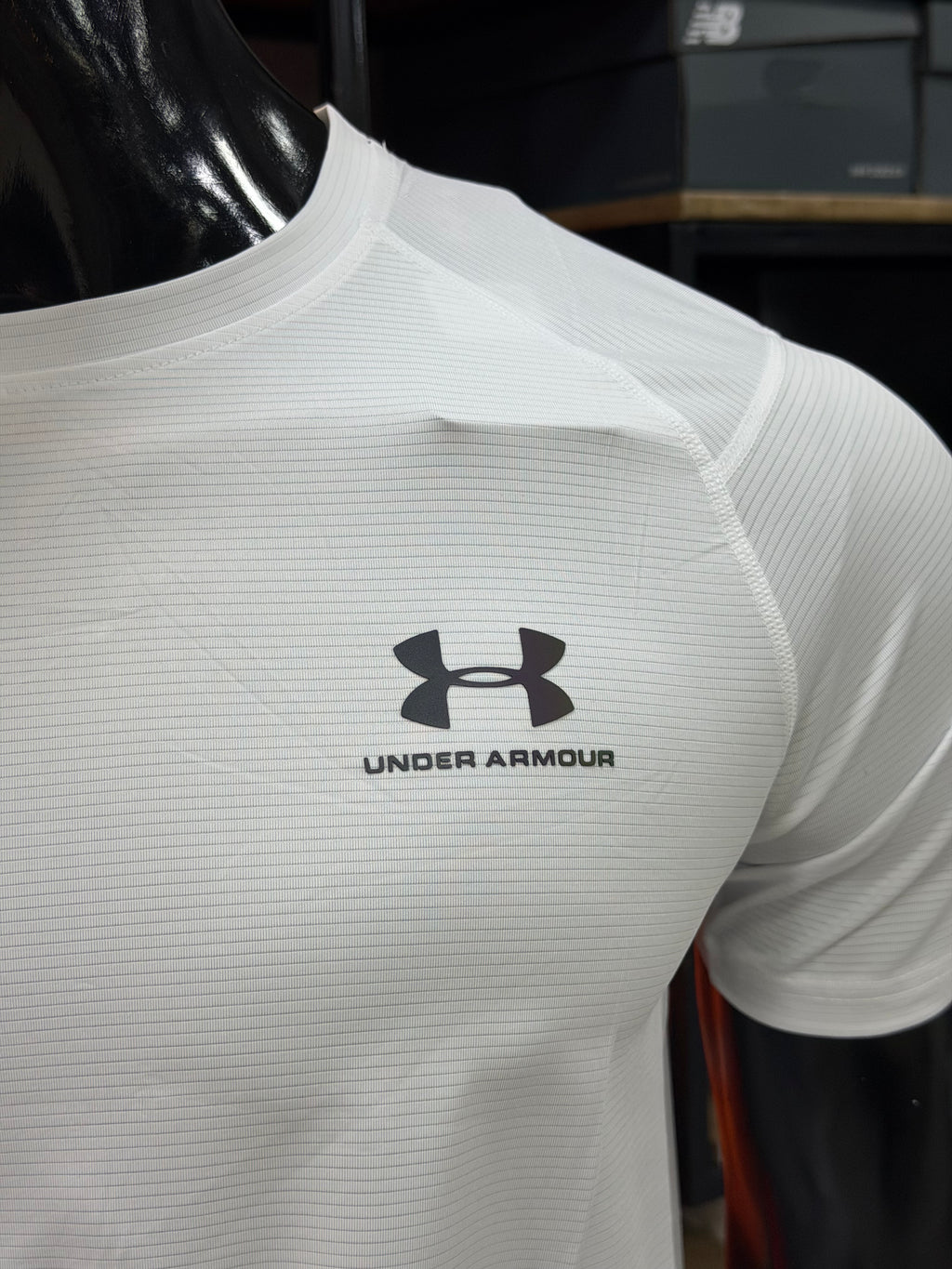 UNDER ARMOUR TELA DRIFIT