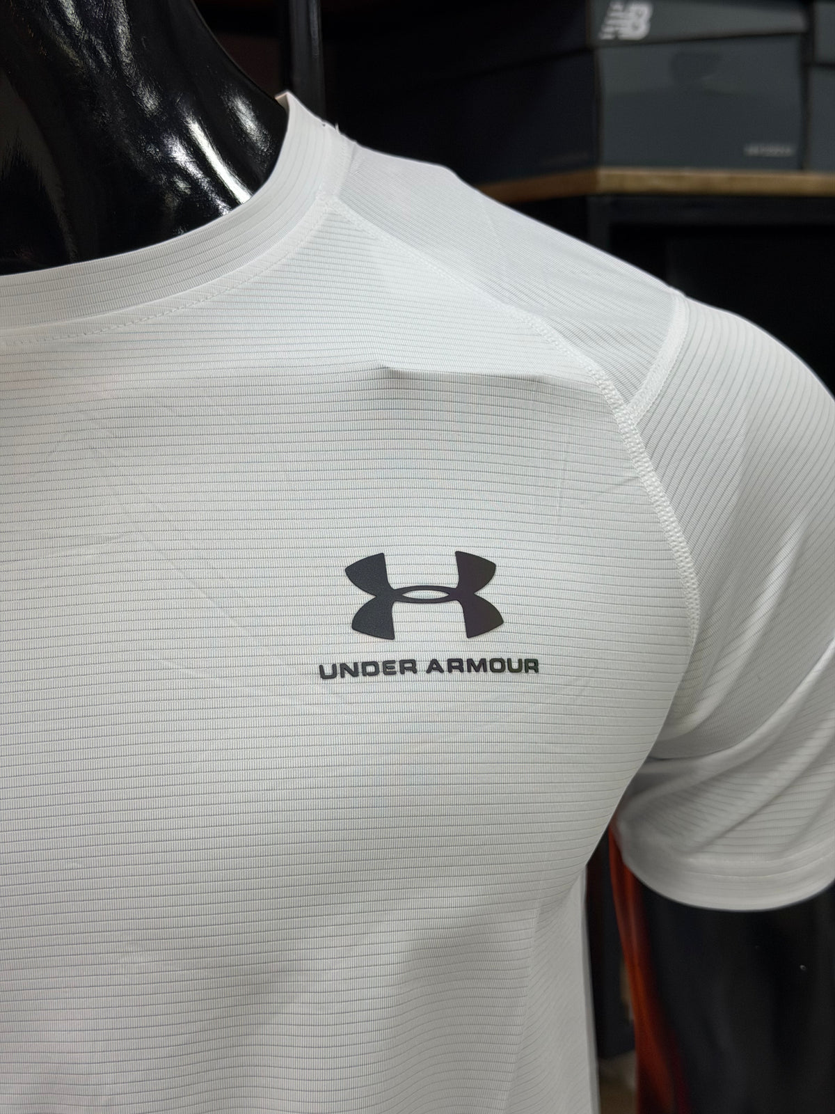 UNDER ARMOUR TELA DRIFIT