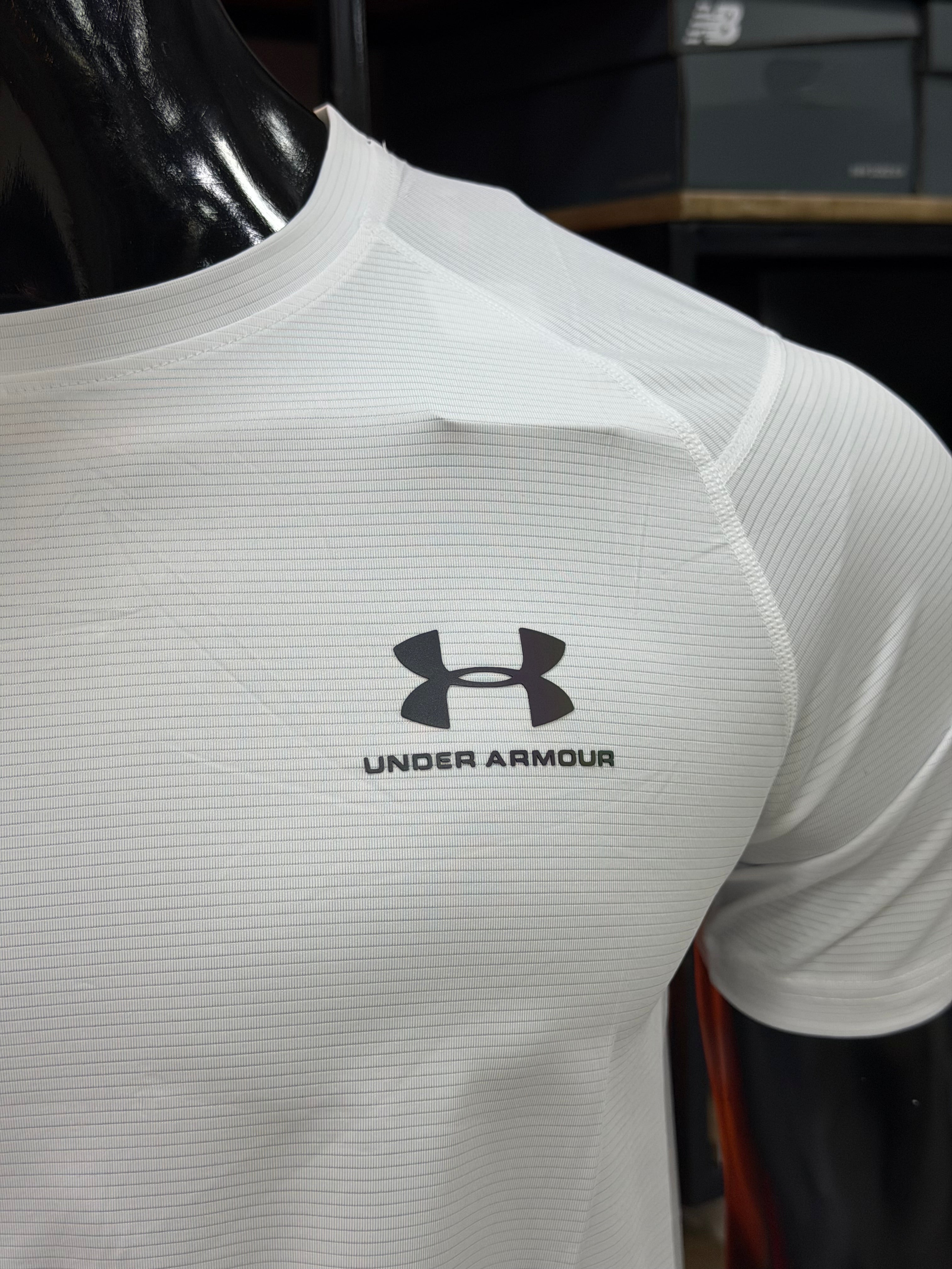 UNDER ARMOUR TELA DRIFIT