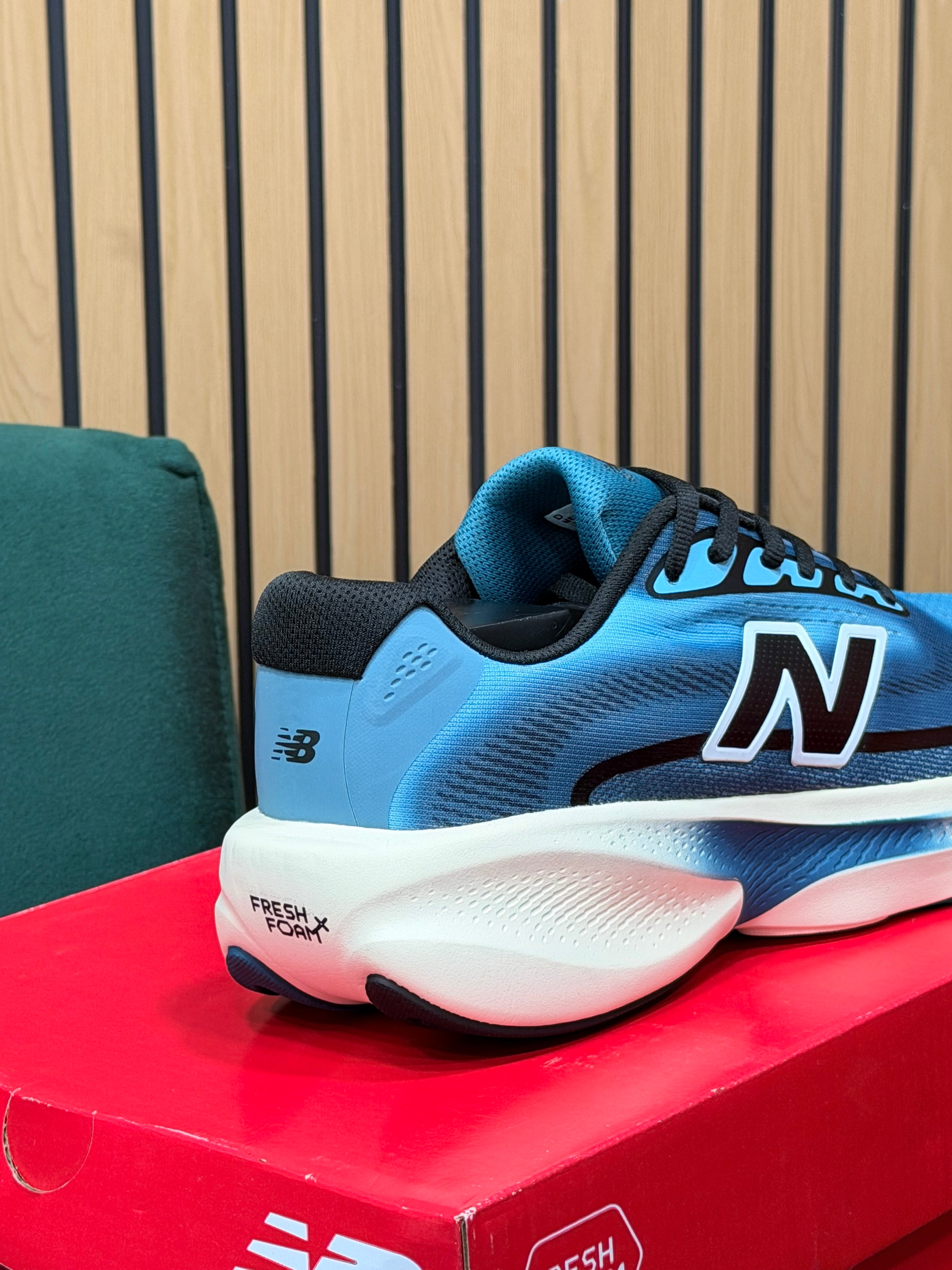 NEW BALANCE ELLIPSE