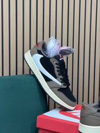 NIKE SB
