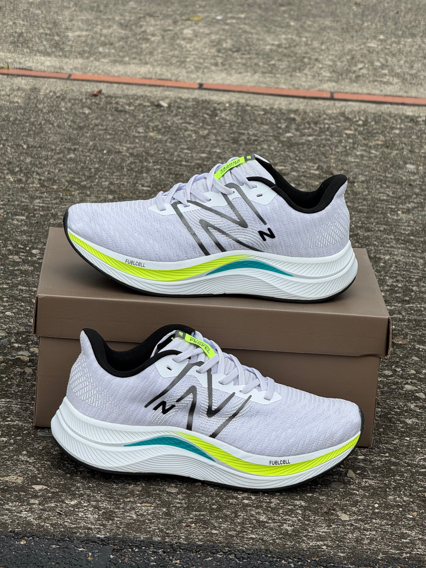 NEW BALANCE PROPEL