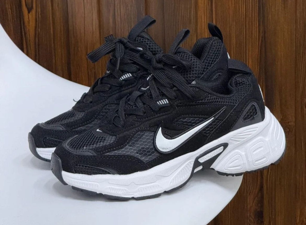 NIKE V5K