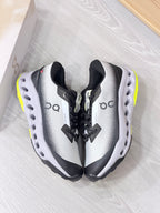 On Cloudsurfer Trail2