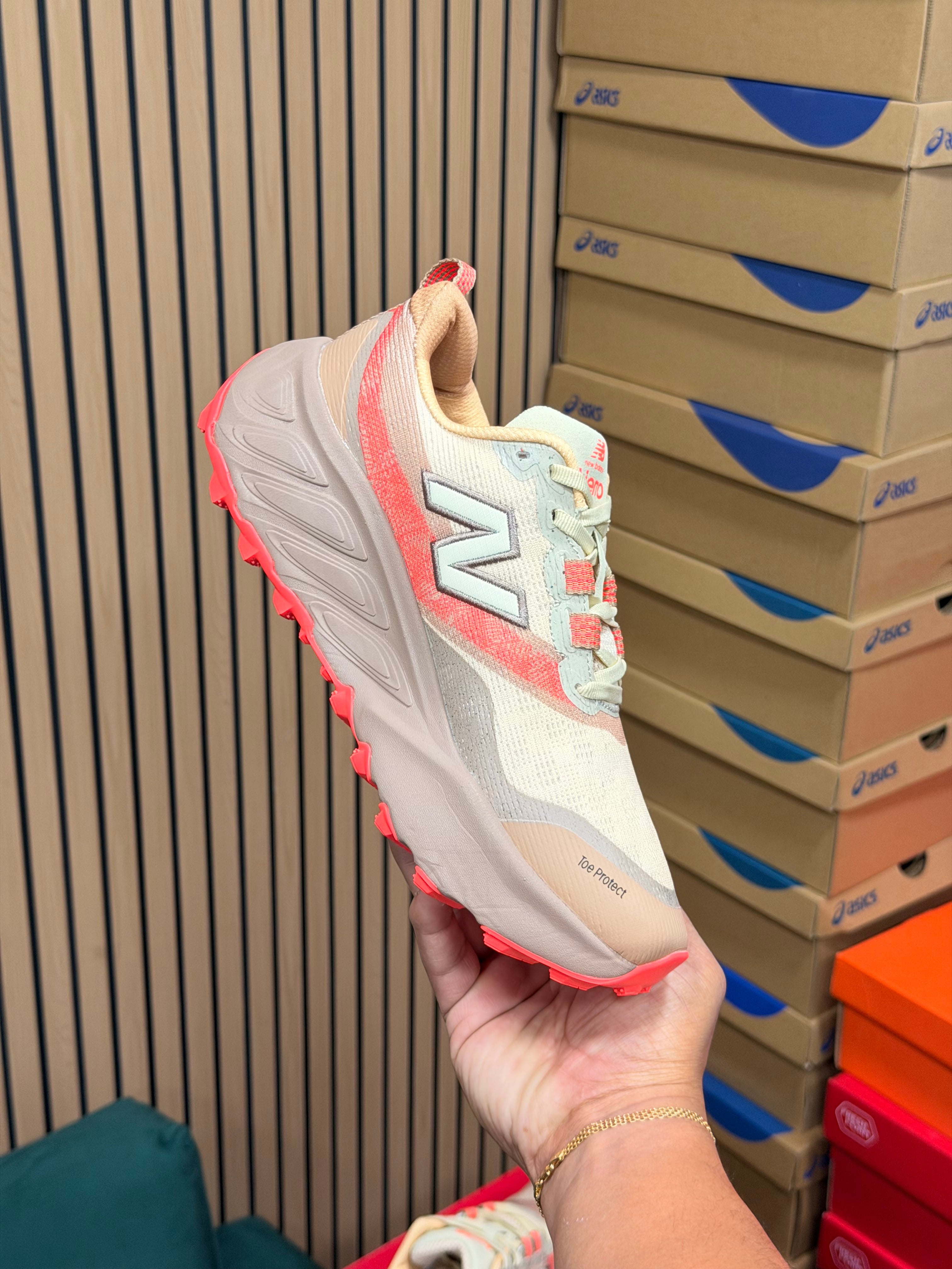 NEW BALANCE HIERRO