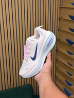 NIKE VOMERO PLUS