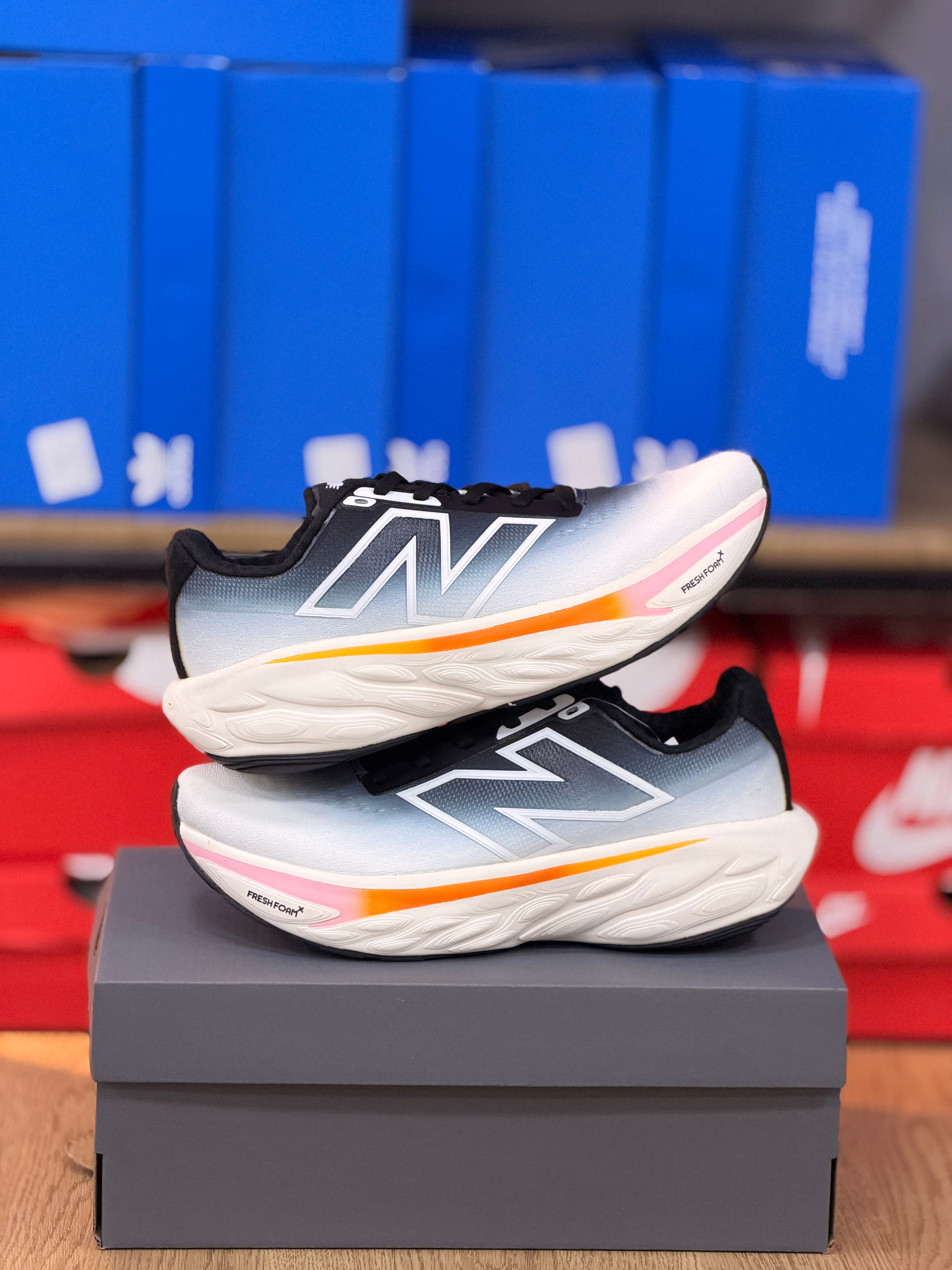 NEW BALANCE 1080