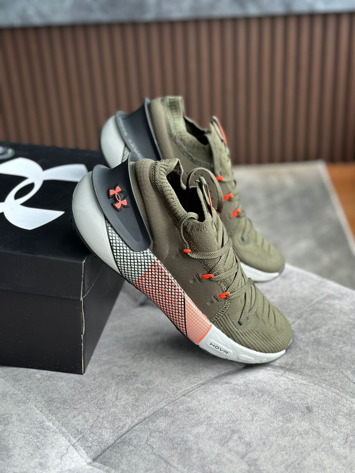 UNDER ARMOUR HDVR