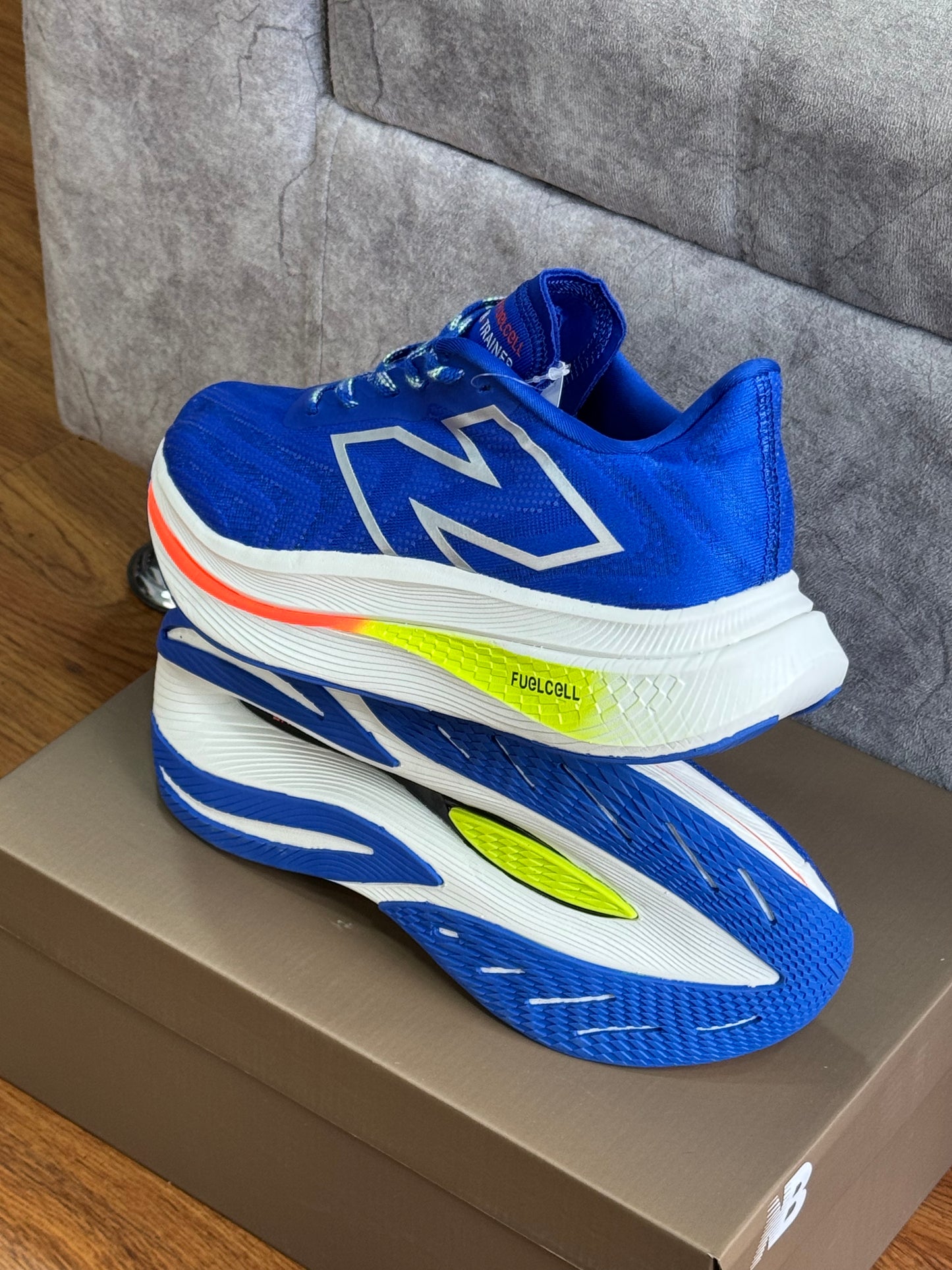 NEW BALANCE FUELCELL TRAINER