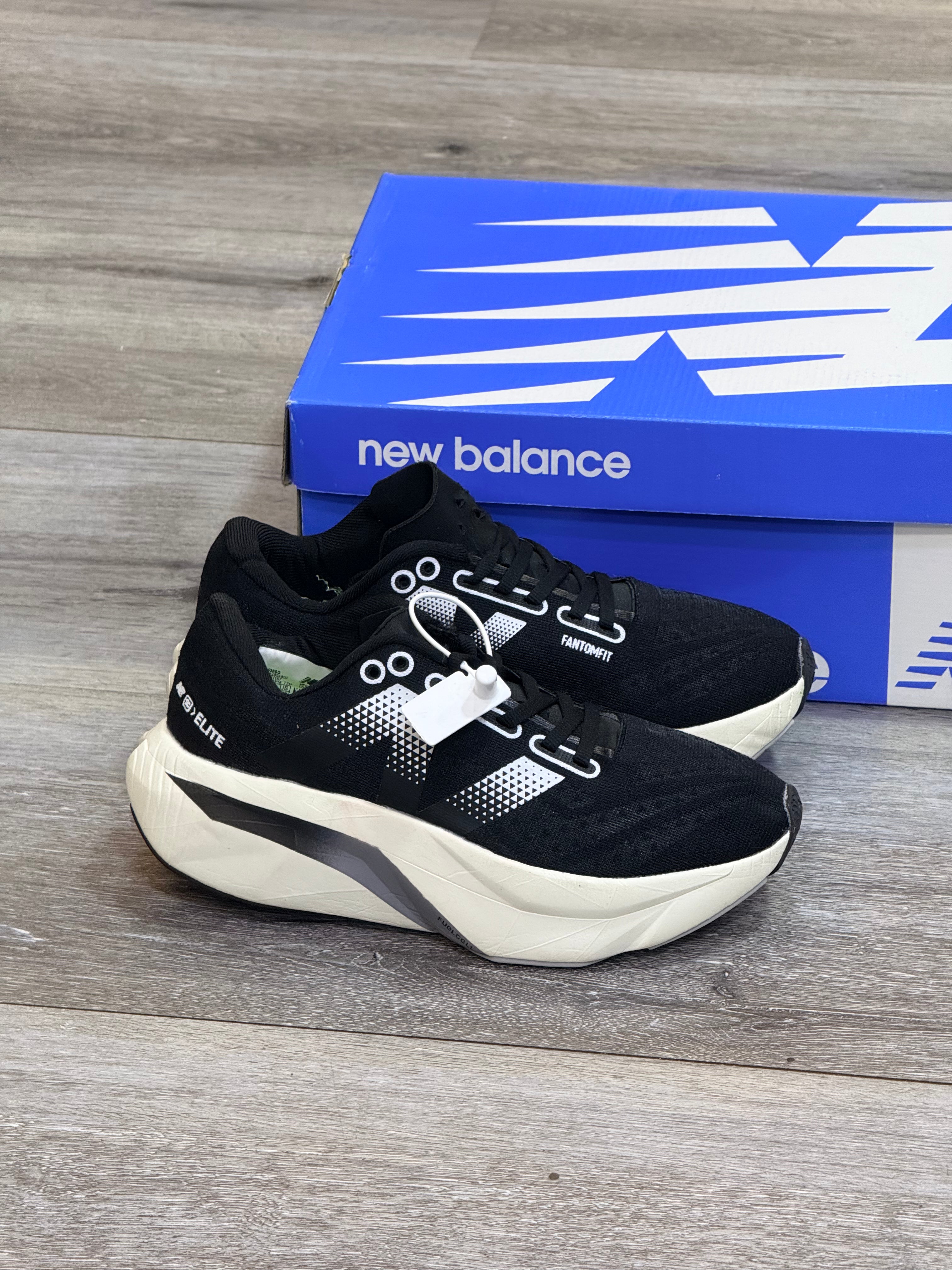 NEW BALANCE ELITE V4