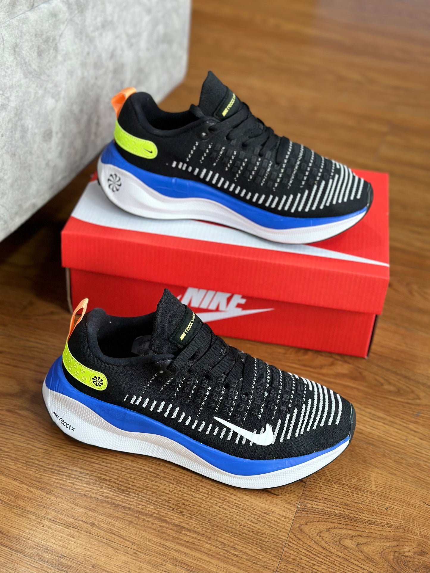 NIKE INFINITY RUN 4