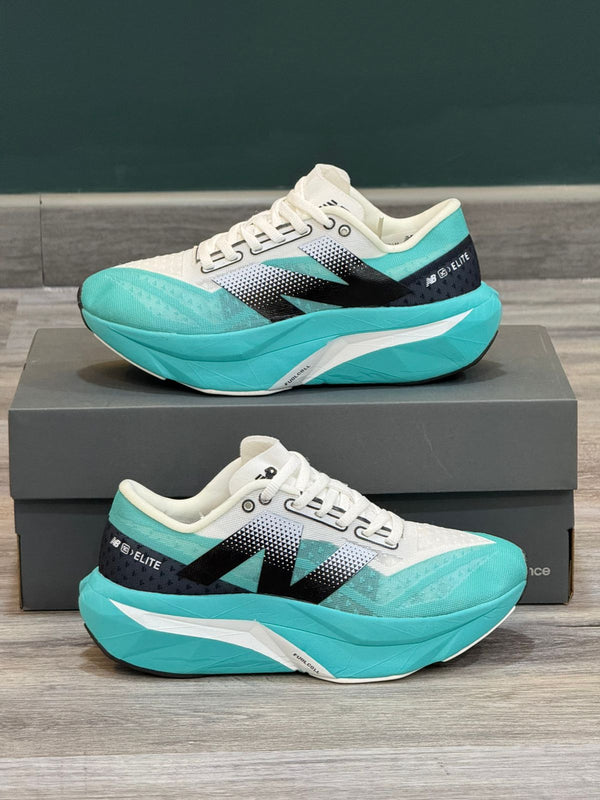 NEW BALANCE ELITE V4 HOMBRE