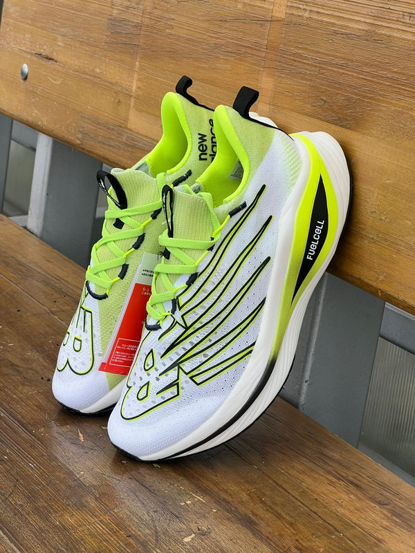 NEW BALANCE V3 HOMBRE