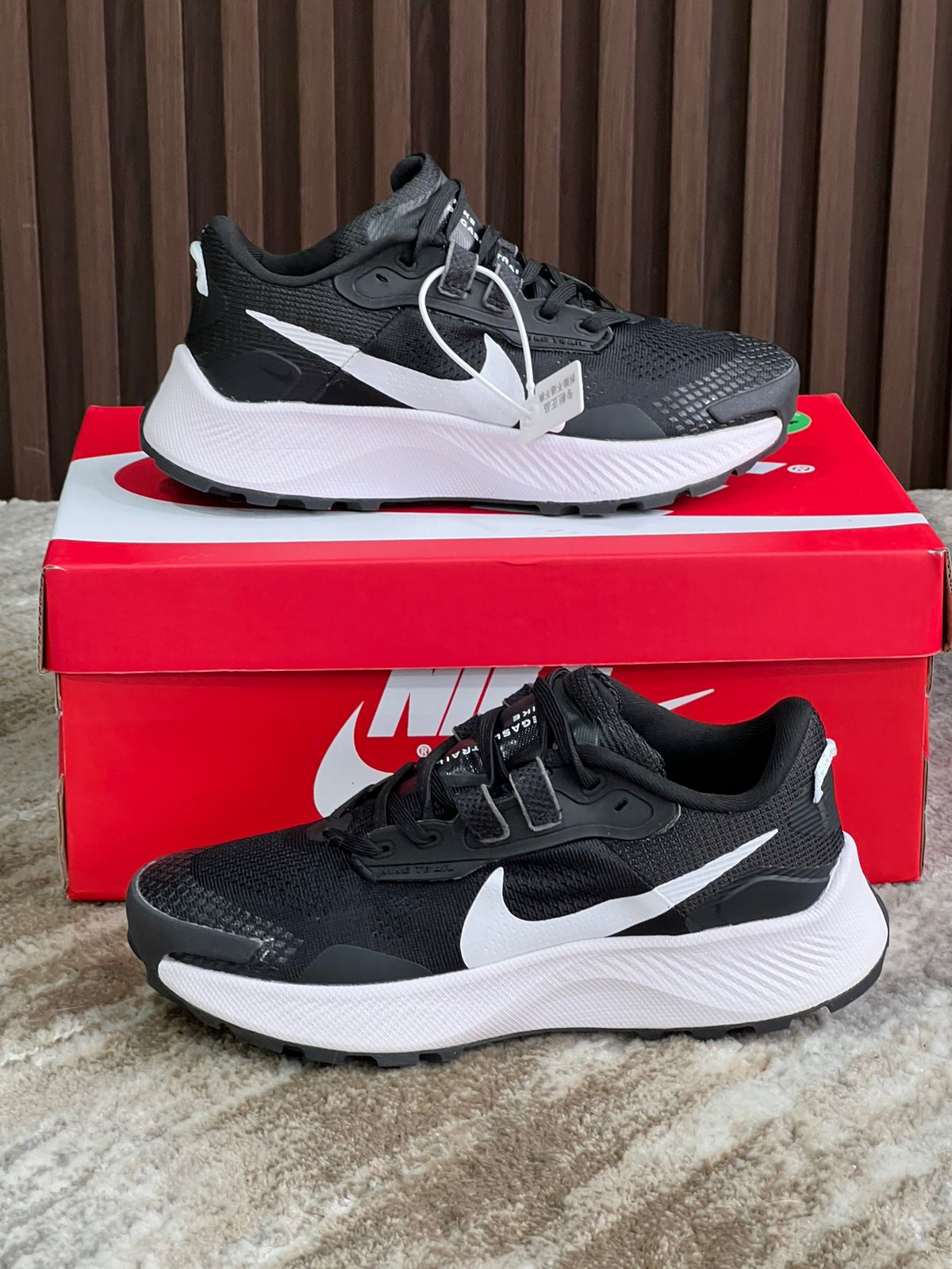 NIKE PEGASUS