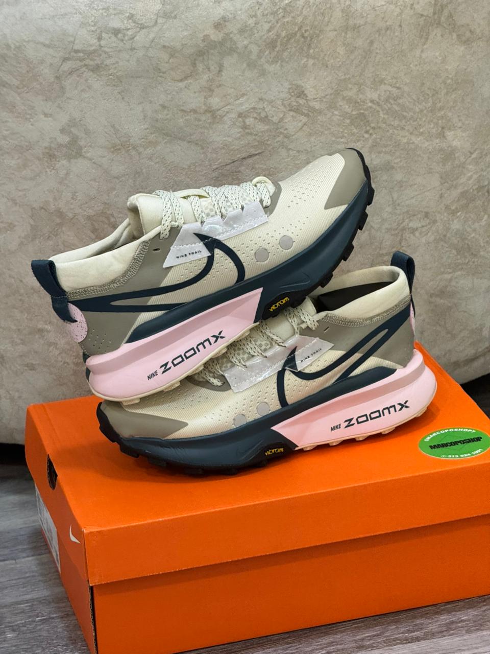 NIKE ZEGAMA DAMA