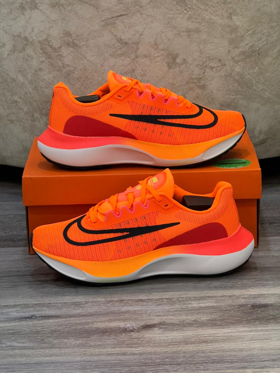 NIKE ZOOM FLY 5 DAMA