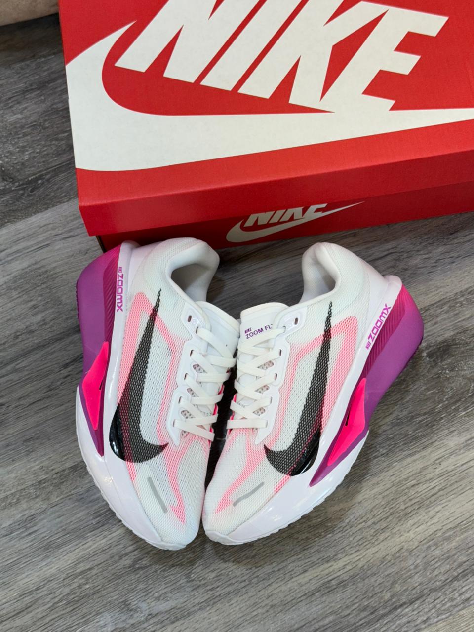 NIKE ZOOM FLY 6 DAMA
