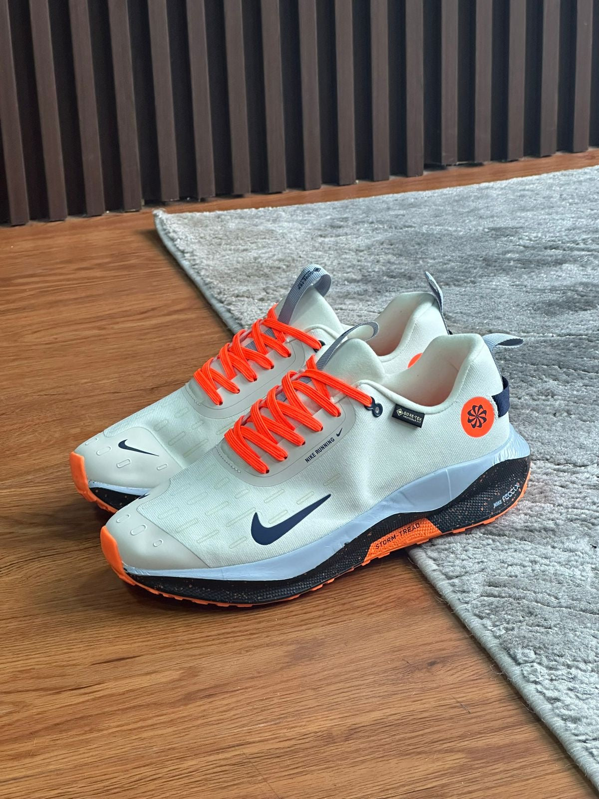 NIKE ZOOM INVINCIBLE 1 HOMBRE