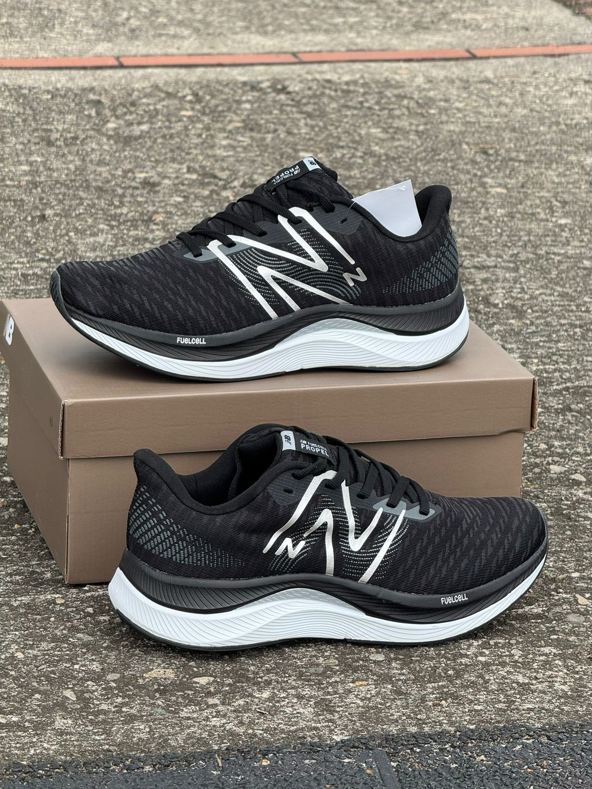 NEW BALANCE PROPEL DAMA