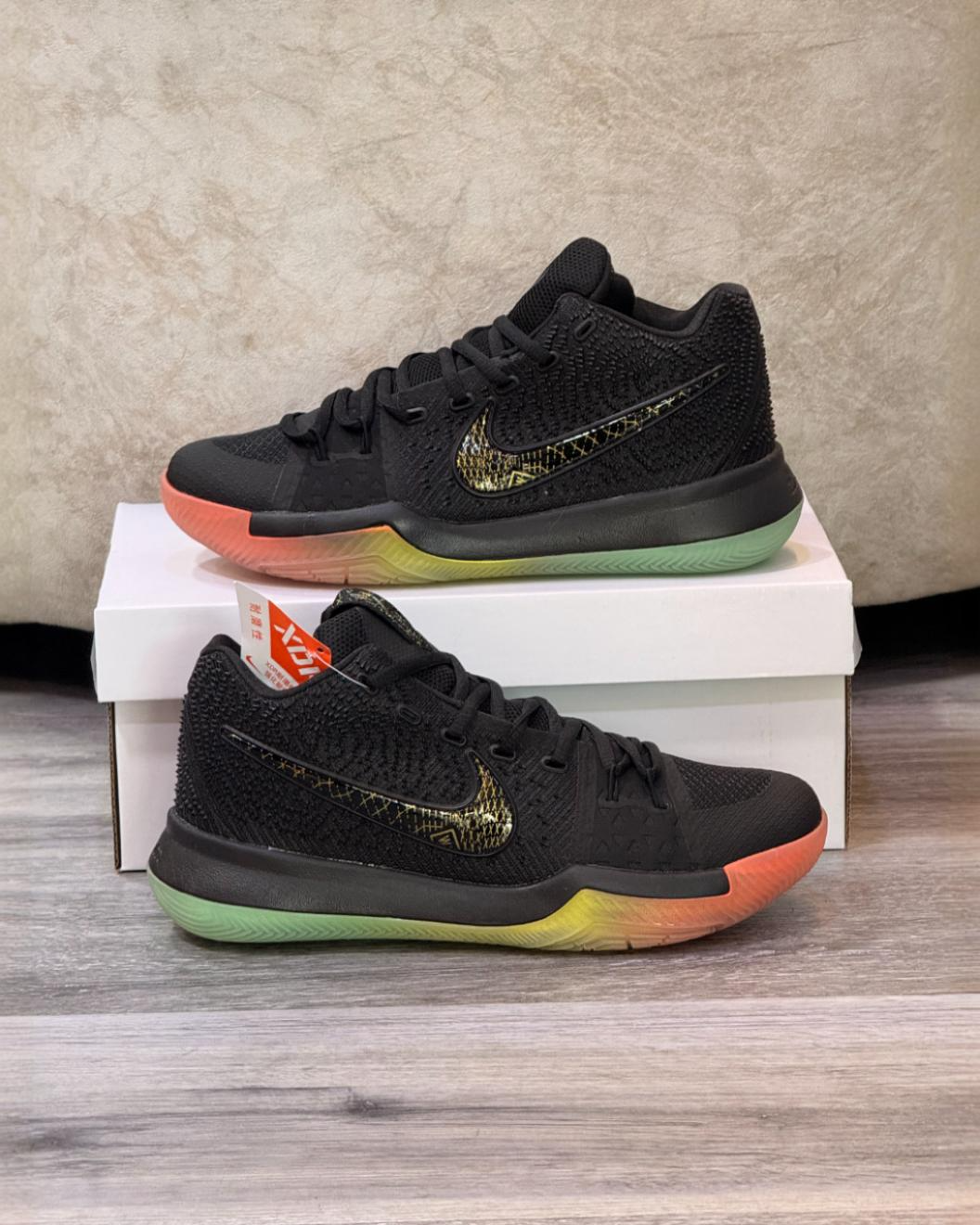 NIKE KYRIE 3