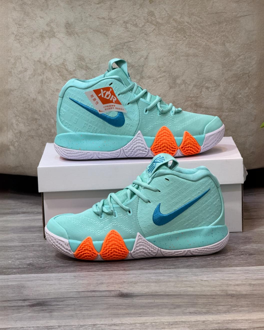 NIKE KYRIE 4 EP '90S'