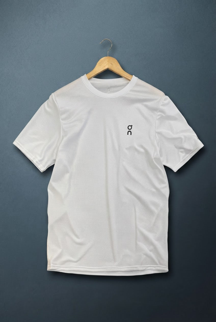 CAMISETA ON CLOUD